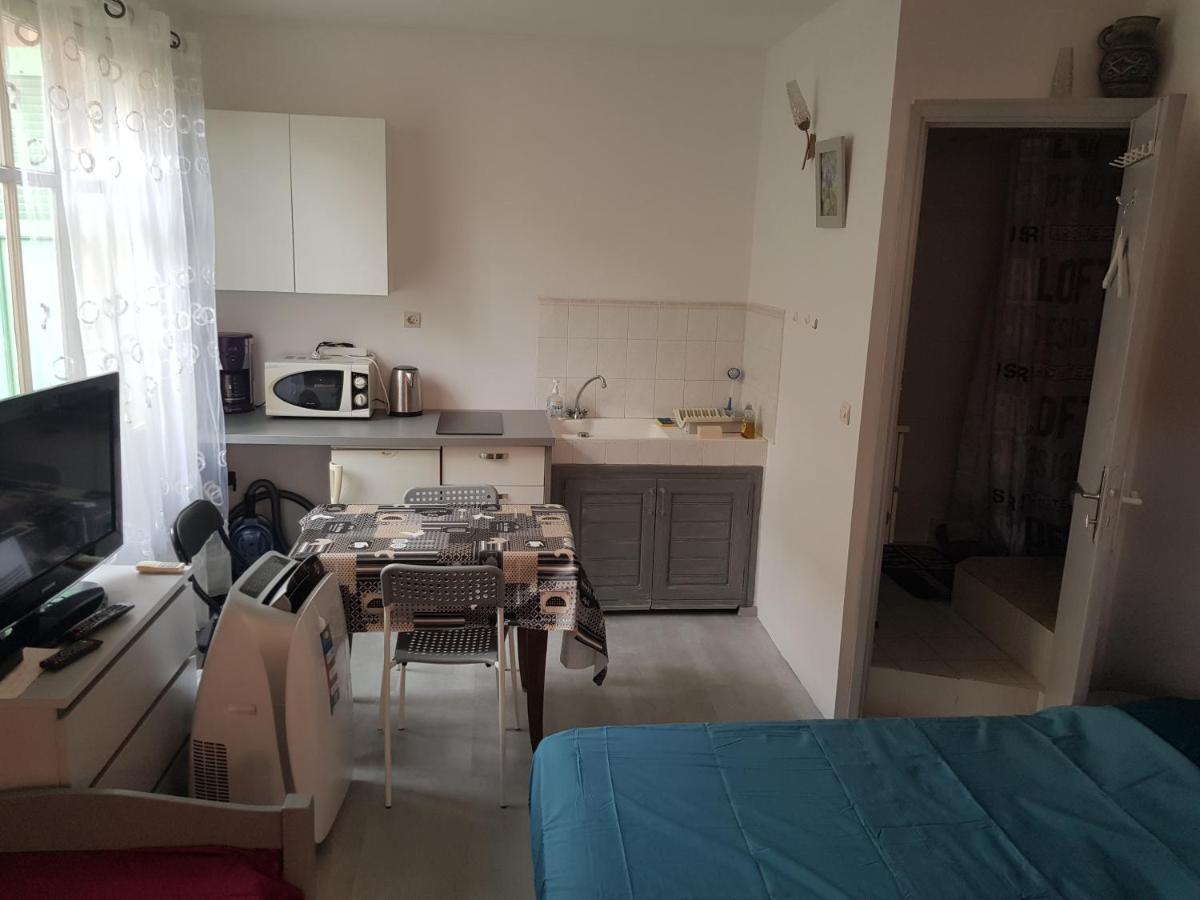 Studio Pour 3 Personnes Au Calme Dans Villa Nice Exteriér fotografie